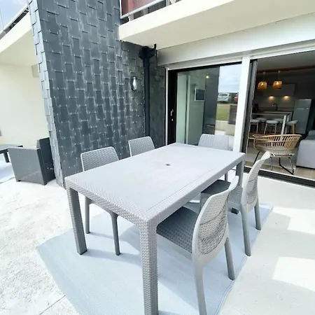 Apartman T3 Neuf Archi Cocooning Terrasse Face A La *