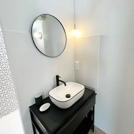 Apartment T3 Neuf Archi Cocooning Terrasse Face A La